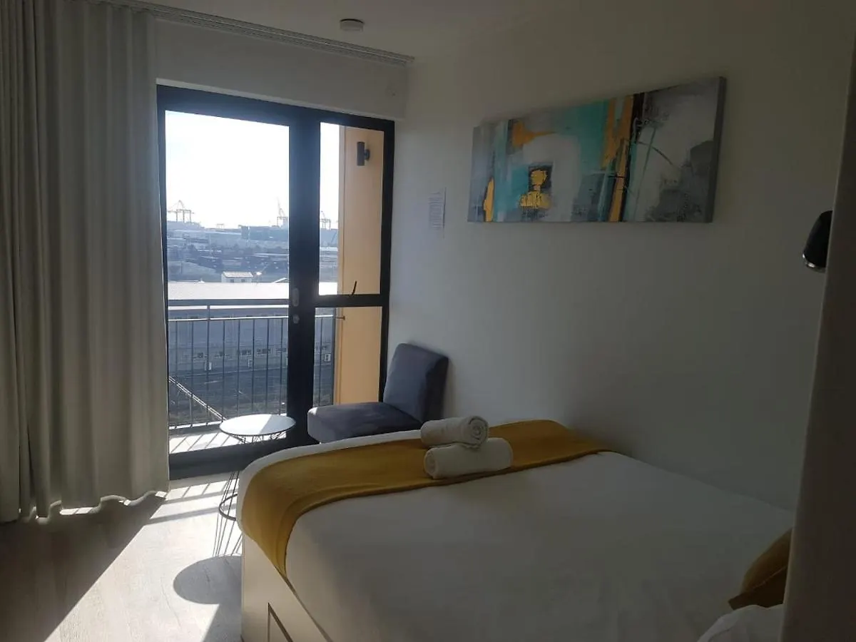 Daire Hairbay Studio Units Cape Town